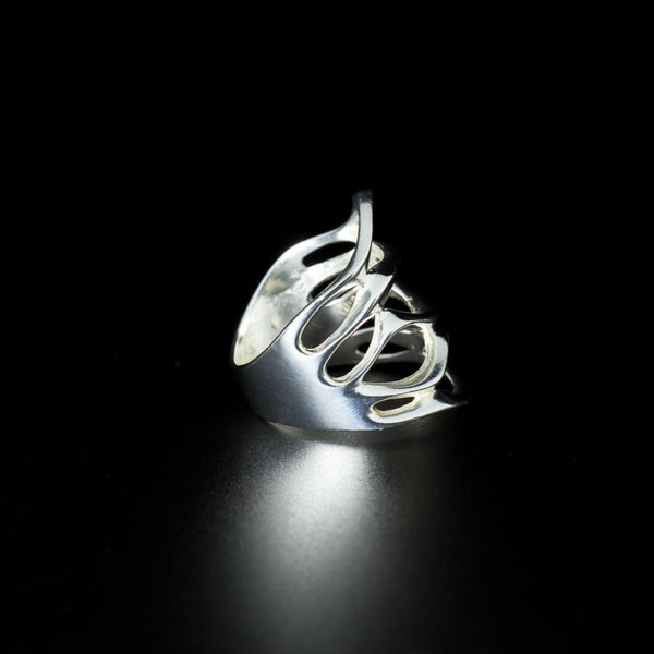 Manta Ray - Ring Sterling Silver 925 Carved Pattern Design 20mm Taper Band