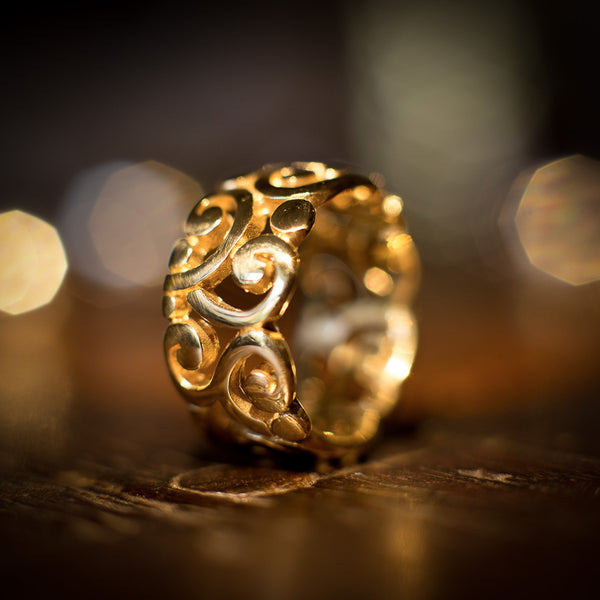 Maori Dawn - Ring in Gold