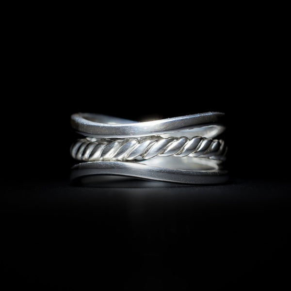 Lasso - Ring Sterling Silver 925  Solid Carved Band Geometric